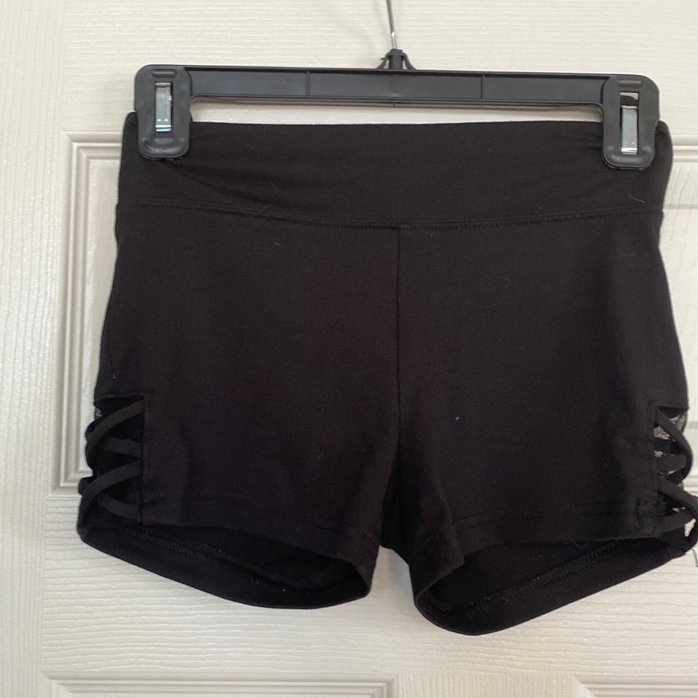 Justice Active Girls Black Bootie Shorts 🖤